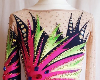 Ritmisch gymnastiekpakje, Kunstschaatsjurk, Acrobatisch.