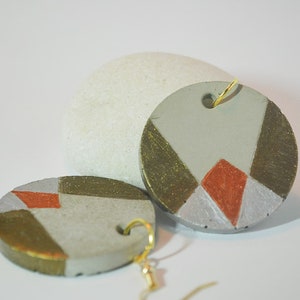 Earrings &quot;in concreto&quot; concrete and colored
