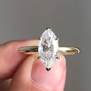 2 CT Marquise Cut Solitaire Moissanite Engagement Ring 14k Solid Gold Dainty Engagement Ring 6 Claw Prong Solitaire Marquise Moissanite Ring