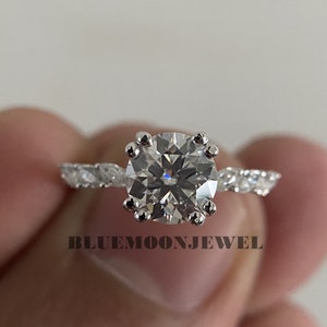 Round Lab Grown Diamond Ring Solitaire Diamond Engagement Ring 1.0 CT Round Lab Created Diamond Ring for Women Anniversary Gift