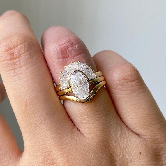 Oval Hybrid Cut Moissanite Bridal Ring Set Yellow Gold Solitaire With Matching Bands