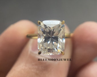 Radiant Cut Moissanite Solitaire Engagement Ring in 14K Yellow Gold