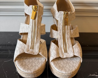 Michael Kors Women's Beige T-Strap Wedge Espadrille Sandals Front Zip