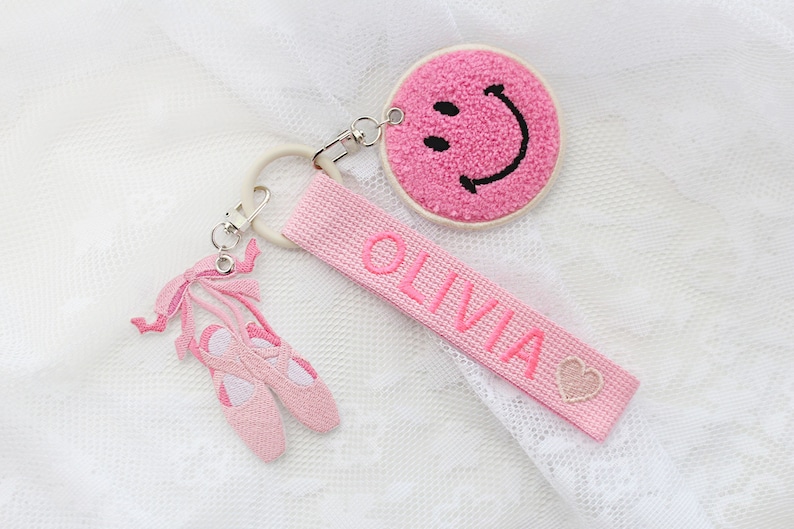 Personalized Name Tag, Pink Personalized Embroidery Name tag, Bag Tag, Key chain, Custom key ring, School bag name tag, Personalized Gift image 2