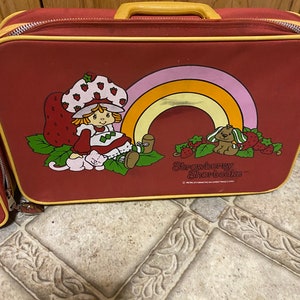 Vintage (1981) Strawberry Shortcake suitcase