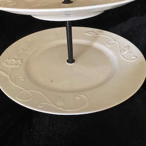 Vintage Bella Lux 2 Tiered tray