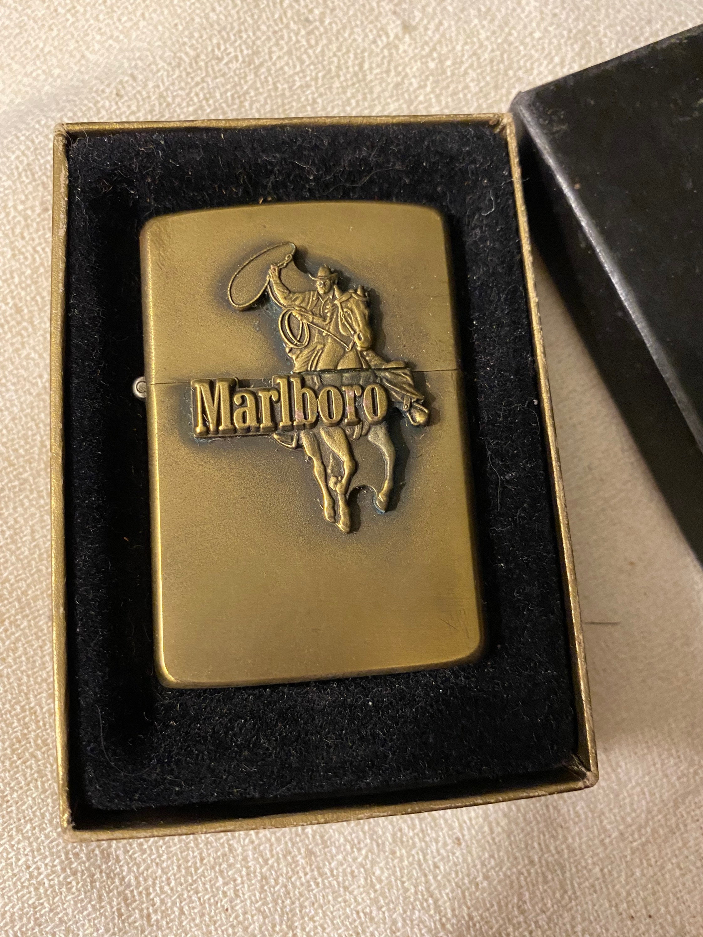 【修理済】Marlboro　Zippo（マルボロ　ジッポ）　ビッグホーンオイル入れればすぐに使えます