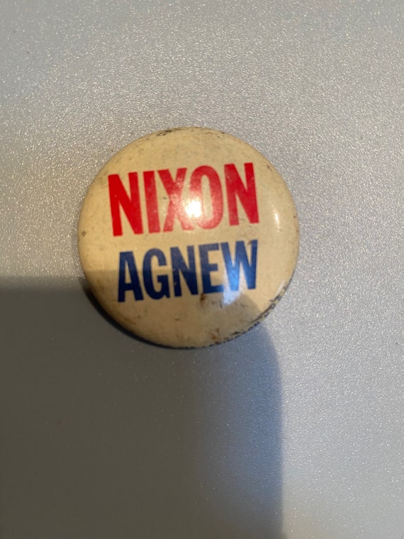 Vintage Nixon Agnew Pin