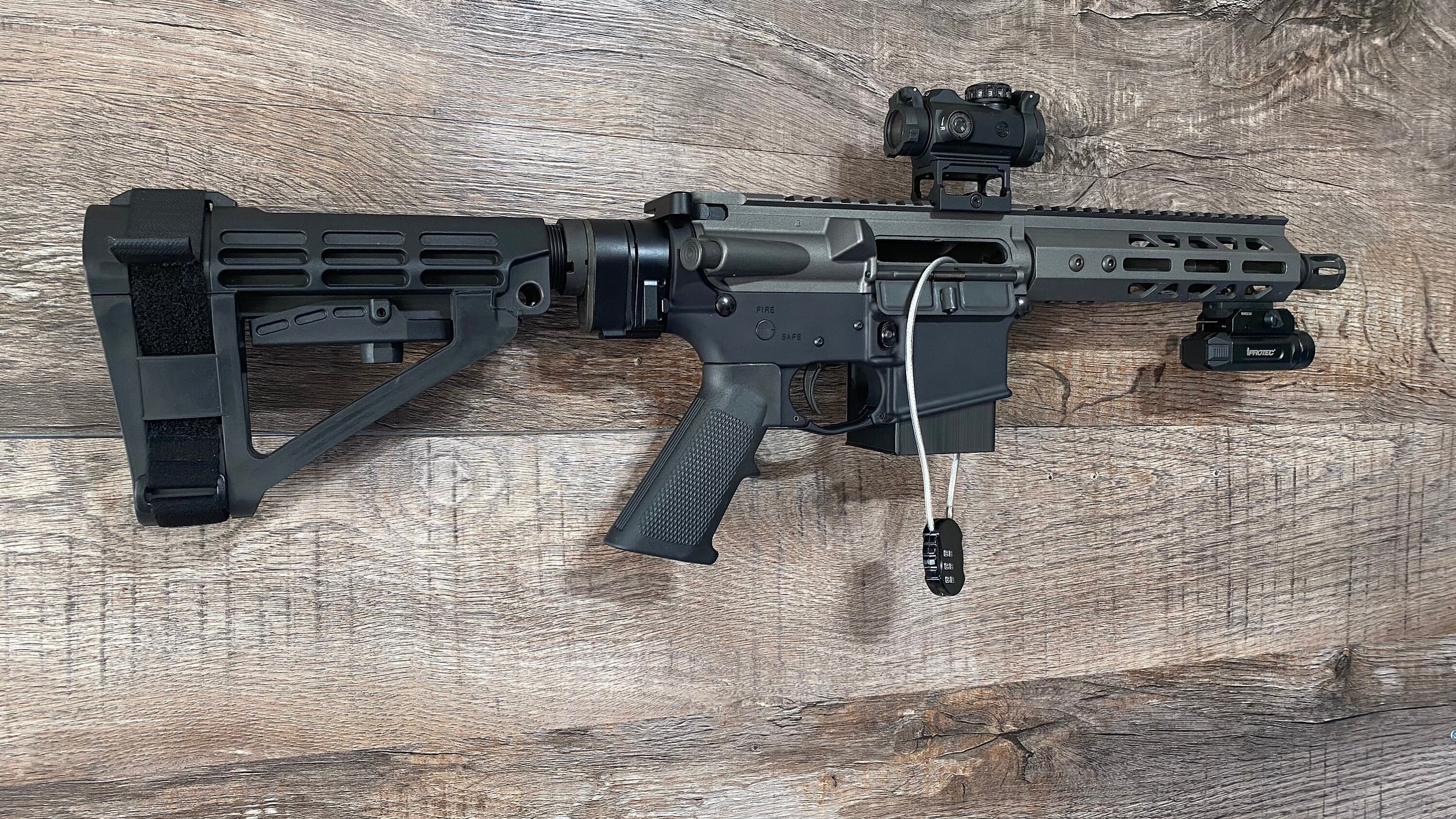 AR15 Wall Mount Lockable 223/5.56 Etsy
