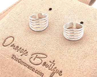 Boucles d'oreilles en argent • Boucles d'oreilles larges à finition organique • Grimpeur d'oreille • Boucle d'oreille en cartilage • Boucle d'oreille à clip • Boucles d'oreilles Boho • Boucles d'oreille • Best-seller