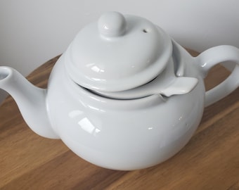 Teapot with infuser - White