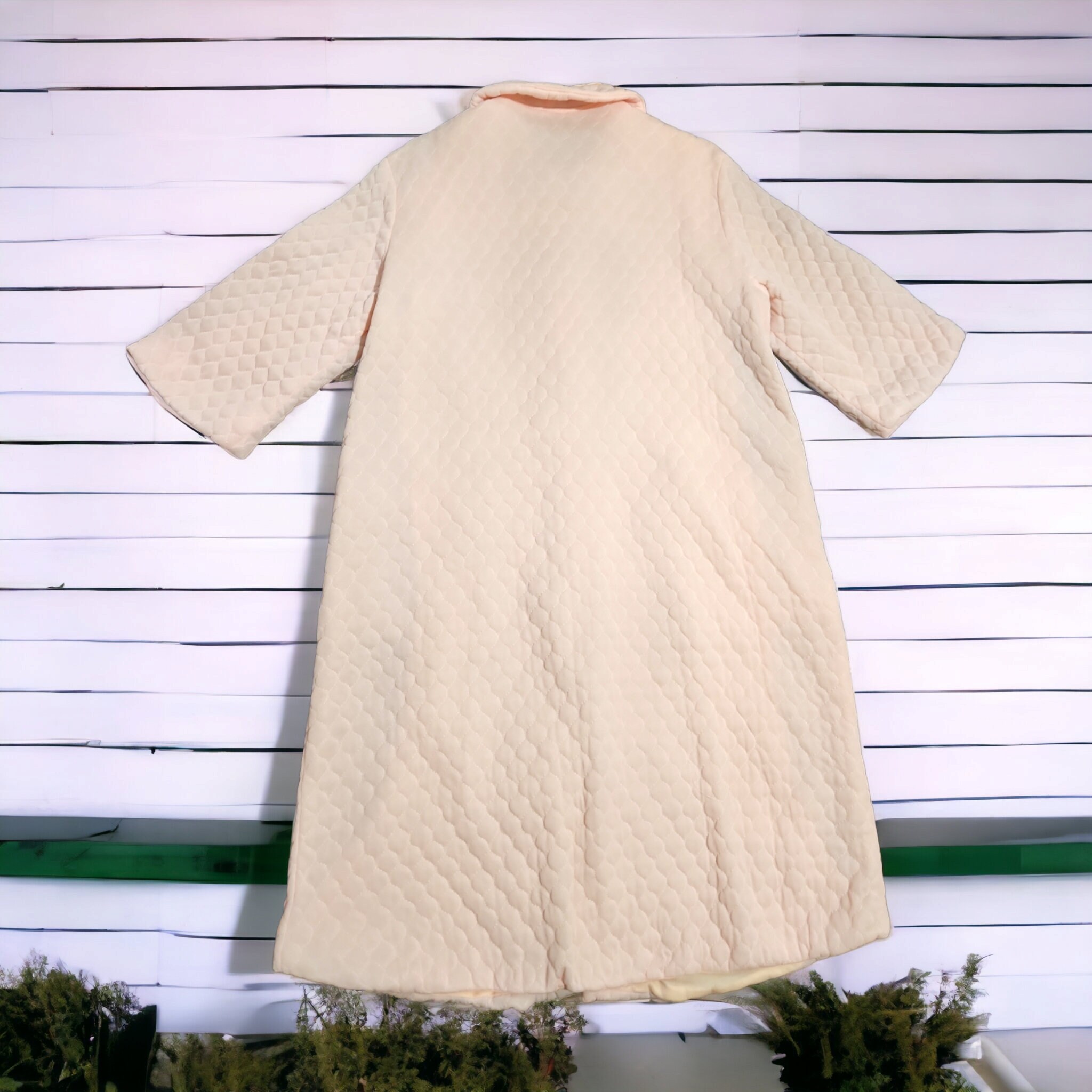 Vintage 60s Pink Quilted Nylon Robe Bed Jacket Size Small Cottagecore