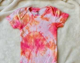 0-3 Month short sleeve Unisex tie dye Steer Skull Onesie