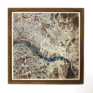 Carte en bois personnalisée, carte de la rivière en bois et en résine époxy. Cadeau du 5e anniversaire pour lui, carte personnalisée de gravure sur bois, Pittsburgh City en Pennsylvanie