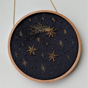 Star night embroidery, Embroidered Shooting star Star artwork, Star art, Starry sky embroidered, Hand stitch starry night, Beaded embroidery