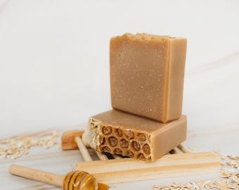 Oatmeal and Honey Artisan Soap Bar | Handcrafted with Raw Oats and Local Honey | Gentle for Sensitive Skin | Exfoliating | Cerauno Soaps