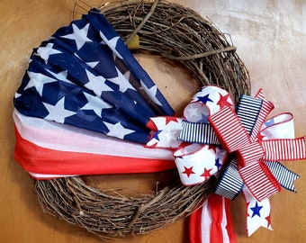 Grapevine Wreath, Patriotic Wreath, 4th of July Wreath, Americana Wreath, Flag Wreath, USA Wreath, Farmhouse Decor, All Occasion Wreath