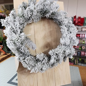 Wreath Easel For Wreath Making image 5