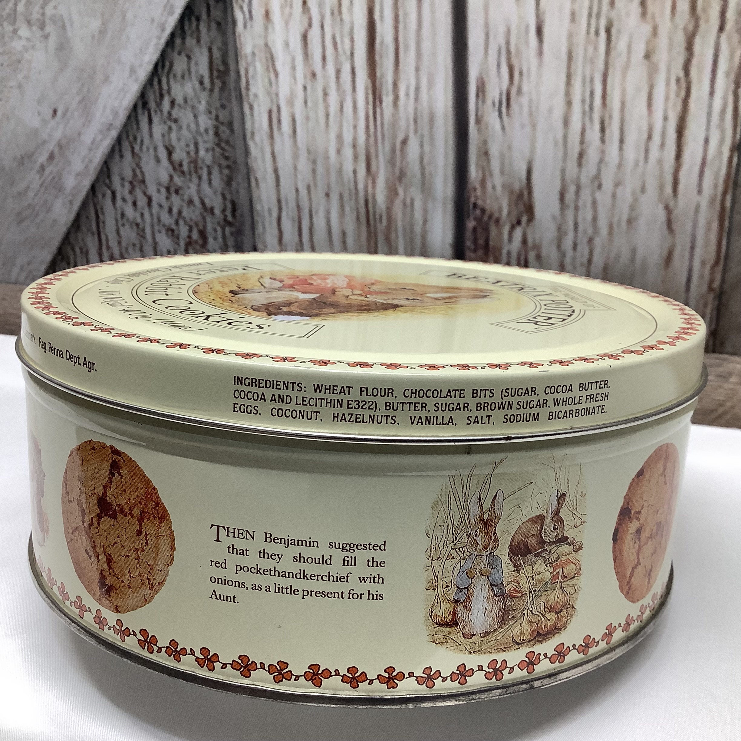 Peter Rabbit Cookie Tin the World of Beatrix Potter Vintage Tin With ...
