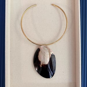 Collar grande de concha de nácar marrón: Gargantilla llamativa de otoño, collar de concha de lujo, estética sirena, playa natural