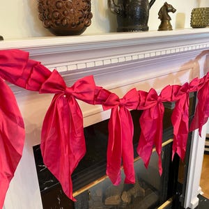 Hot Pink Satin Bow Garland| Coquette Girly Bow Garland | Valentine&#39;s Bow Garland | Holiday Christmas Bow Garland Baby Shower Bachelorette