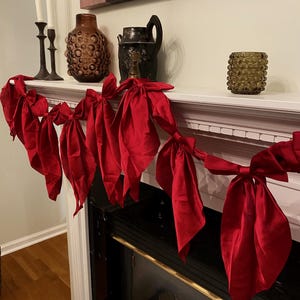 Red Satin Bow Garland| Coquette Girly Bow Garland | Christmas Red Bows | Holiday Christmas Bow Garland Baby Shower Bachelorette Decor