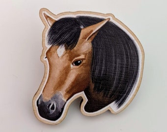 Brown Bay Horse Wooden Pin Badge Brooch - Jewellery gift for horse lover