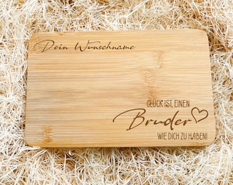 Holzbrettchen personalisiert mit Wunschnamen, Geschenk für Geschwister, Glück ist, einen Bruder wie dich zu haben