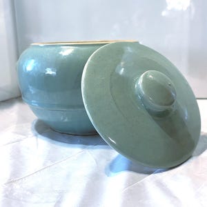 Vintage Monmouth Lidded Bean Pot