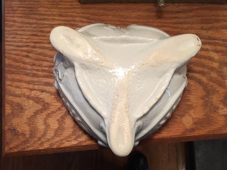 Floral heart trinket box