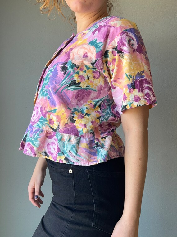 80s Purple Floral Peplum Blouse - image 3