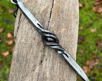 Ornament, Garnet Stone, 7” Cage Twist
