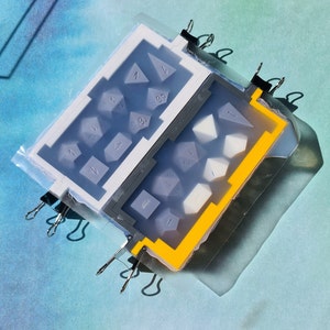 Mould box for dice making - digital file only