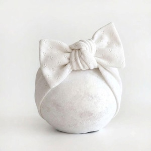 Haarband für Babys mit Schleife – weiß Stirnband, bequem & stylisch, ideal für Neugeborene, Kleinkinder