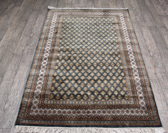 4x6 Handknotted Silk rug ,Handmade silk carpet,120x180 Cms Rug