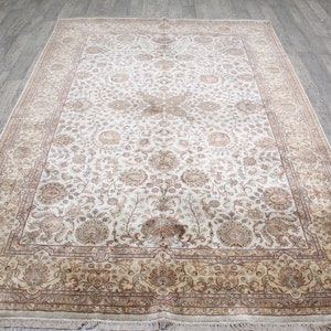 6x9 Silk rug,Rug For Living Room,Ivory Colour Silk Carpet,Rare Find Silk Carpet,Fine quality Persian silk rug