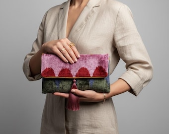 Bunte Regenbogen Handgewebte Seide Samt Ikat Animal Print Clutch Tasche | Usbekische geometrische Muster Abend Handtasche