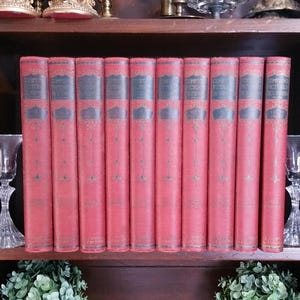 Complete 1925 Compton&#39;s Pictured Encyclopedia Set Vintage Decorative Book 10 Volumes Ornate Gold Gilt Retro Office Case Shelf Decor Library