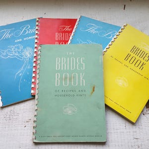 CHOICE Brides Book of Recipes & Household Hints Vintage 40s 50s Homemaker Wedding Kitchen Favorite Food Meal Cleaning Laundry Advertisements