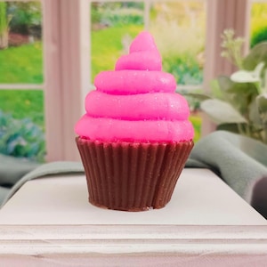 Cupcake Soap, Mothers Day Gift For Mom, Glycerin Soap, Goat Milk Soap, Realistic Food Soap, Birthday Gift For Teen Daughter, Unique Gifts