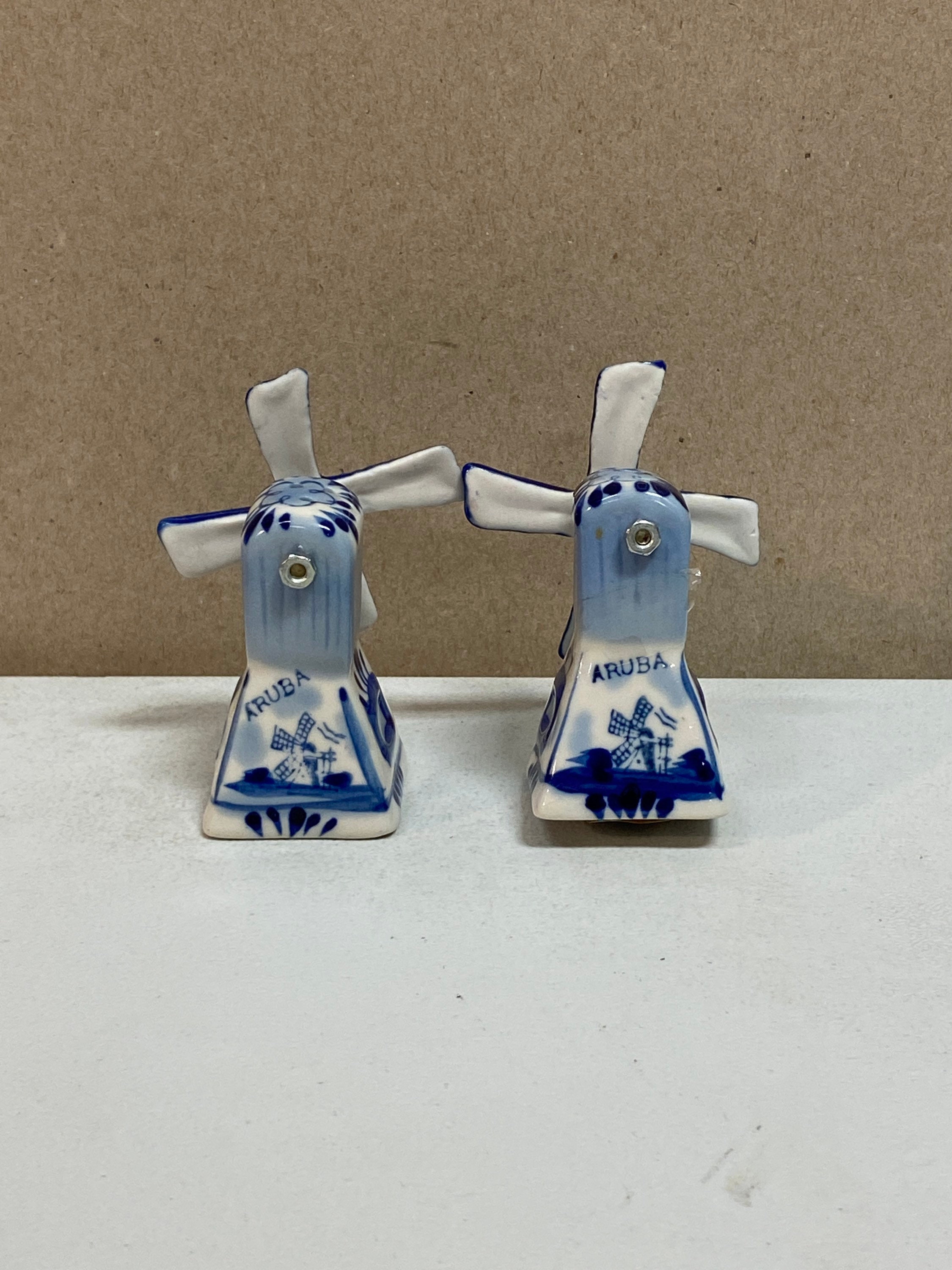 Holland Souvenir Aruba Salt & Pepper Shakers Etsy UK