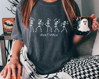 Gruselige Sprechskelette Comfort Colors T-Shirt | SLP Shirt | Halloween Sprechhemd | SLP Halloween Shirt | Logopädin | Herbst Shirt