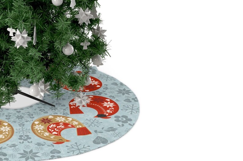 Scandinavian Cardinals Christmas Tree Skirt Norwegian Decor Etsy