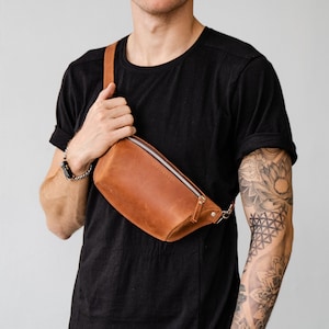 Personalisierte Leder Fanny Pack für Männer, Leder Hüfttasche, Leder Gürteltasche, Leder Crossbody Bag für Männer, braune Fanny Pack, Bauchtasche