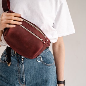 Sac banane en cuir, sac banane, sac banane, sac banane, sac banane pour vêtements, sac banane en cuir, sac banane, packs femmes, cadeau pour homme, fait main