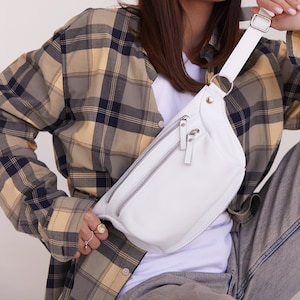 riñonera blanca, riñonera de cuero, mochila, riñonera, riñonera de ropa, riñonera de cuero, riñonera, mochilas para mujer