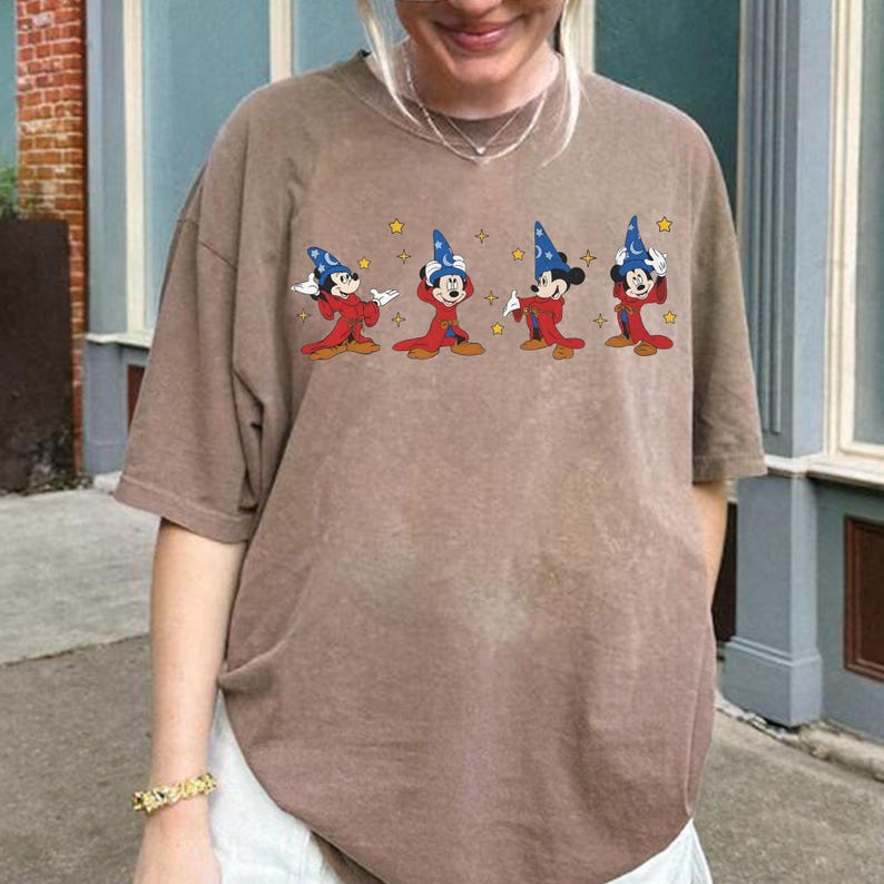 Conception de chemise Mickey sorcier Fantasia, film Disney Fantasia Png, fichier Png Mickey Mouse pour enfants, voyage en famille Disneyland Png, Fantasmic image 2