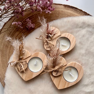 Cadeau de la fête des Mères| Cadeau pour la fête des mères| Fête des Mères| Coeur en bois| Coeur décoratif| Coeur aux fleurs séchées| Coeur décoratif| Cadeau| Idée cadeau