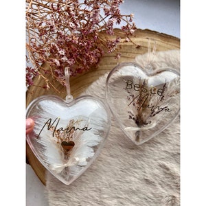 Acrylic heart gift for Mother's Day| Heart acrylic glass with dried flowers| Dried flowers| Mother's Day gift| Mother's Day| Heart pendant| Gift|