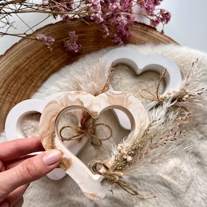 Cadeau de la fête des Mères| Cadeau pour la fête des mères| Fête des Mères| coeur| Coeur décoratif| Coeur aux fleurs séchées| Décoration| Coeur décoratif| Cadeau| Idée cadeau